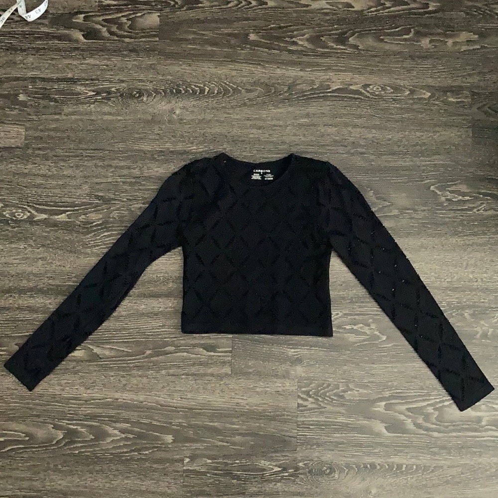 NWOT Carbon 38 black long sleeve crop top small